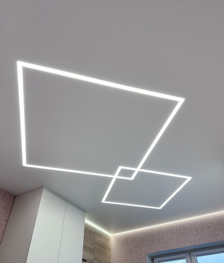 Sufit napinany biały mat - M303 (500cm) - obrazek 2